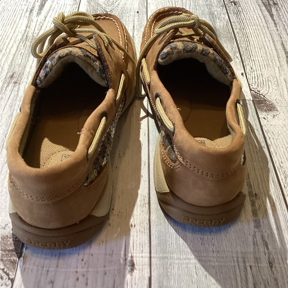Sperry Tan Boat Shoes Moccasin-Style with Rawhide Laces - Picture 4 of 6